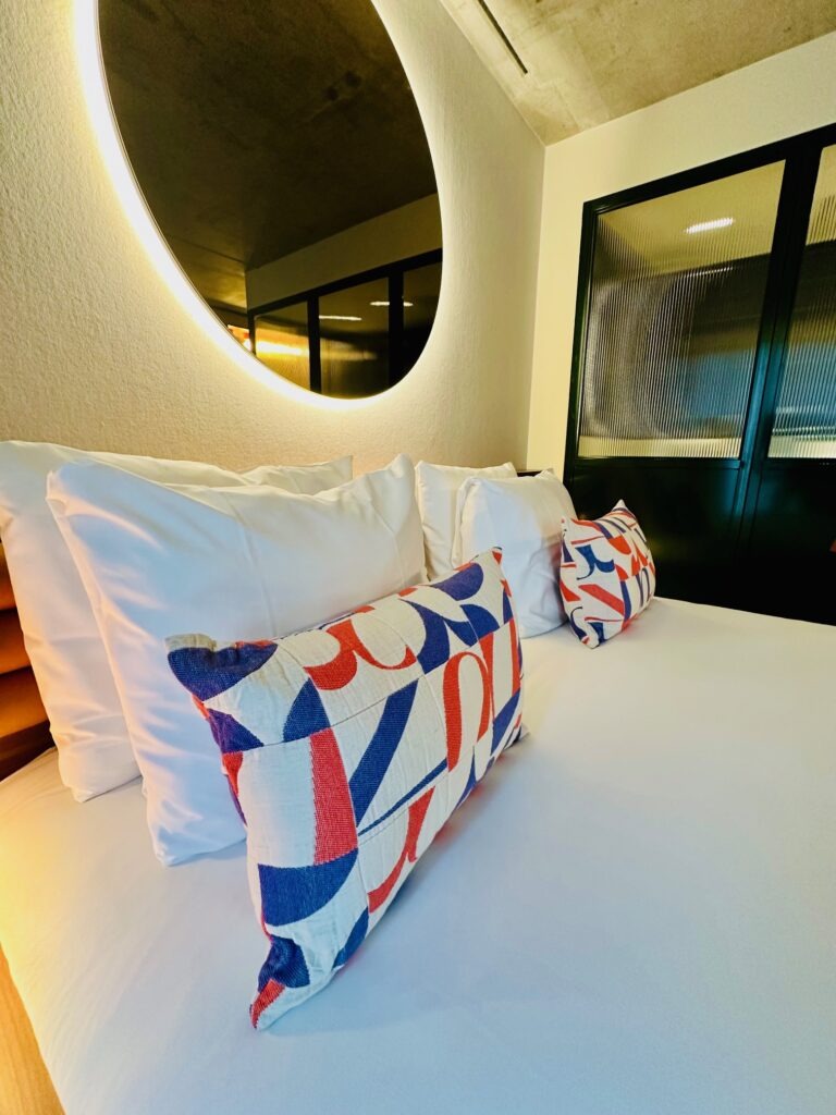 Bedset Ritz carlton Banks Antwerp